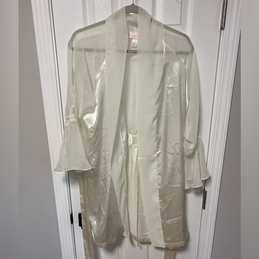 Oscar de la Renta robes